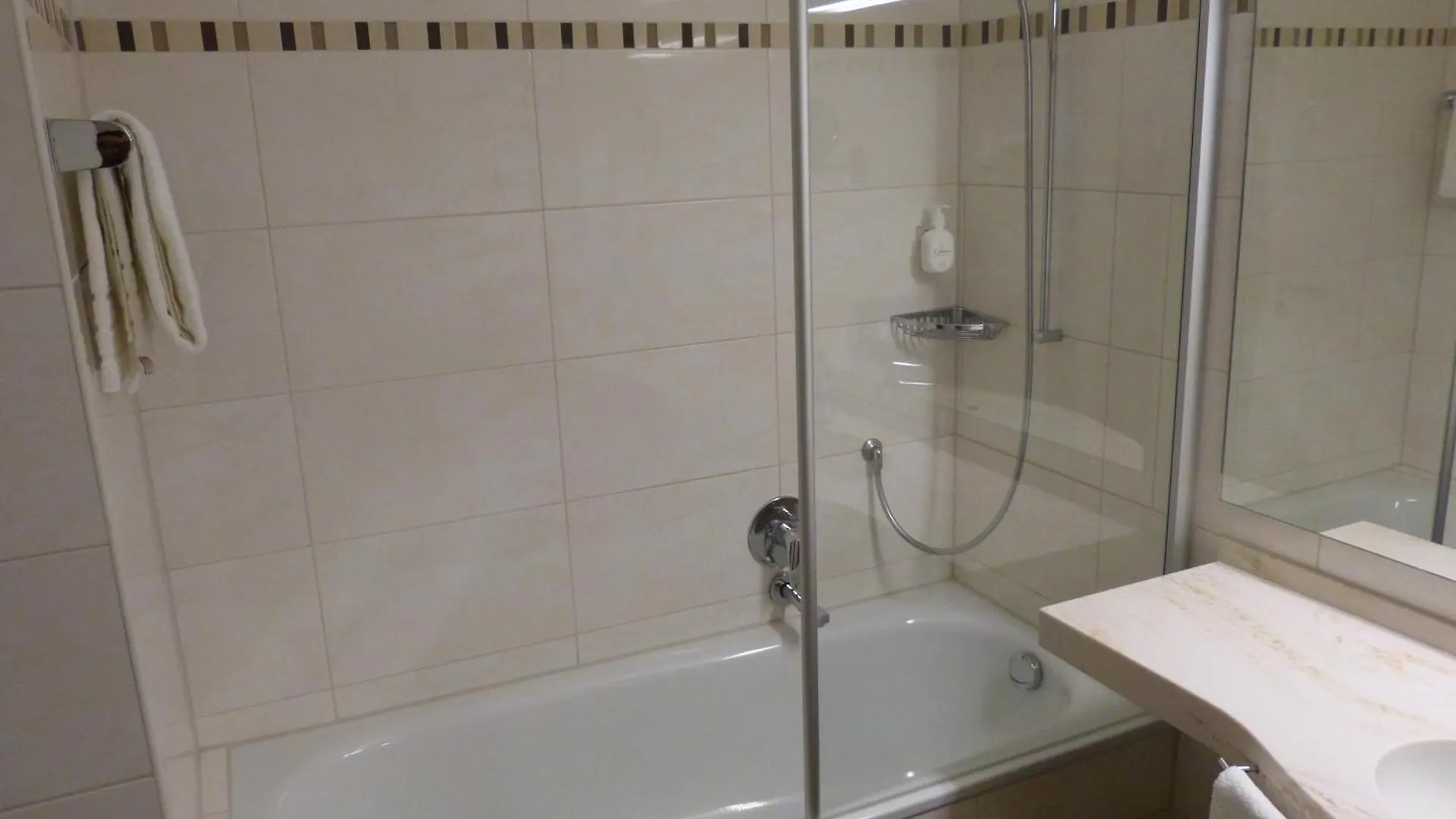 Hotel Panorama Hamburg-Harburg  Αμβούργο