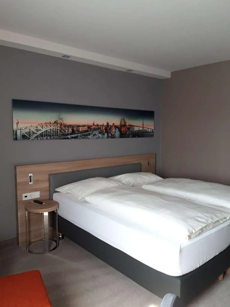 Hotel Panorama Hamburg-Harburg 4*, Hamburg